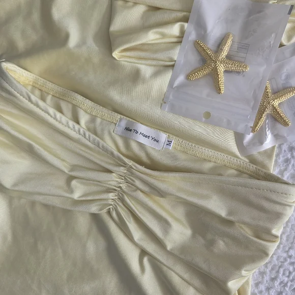 Butter Yellow Set - Picture 6 of 8